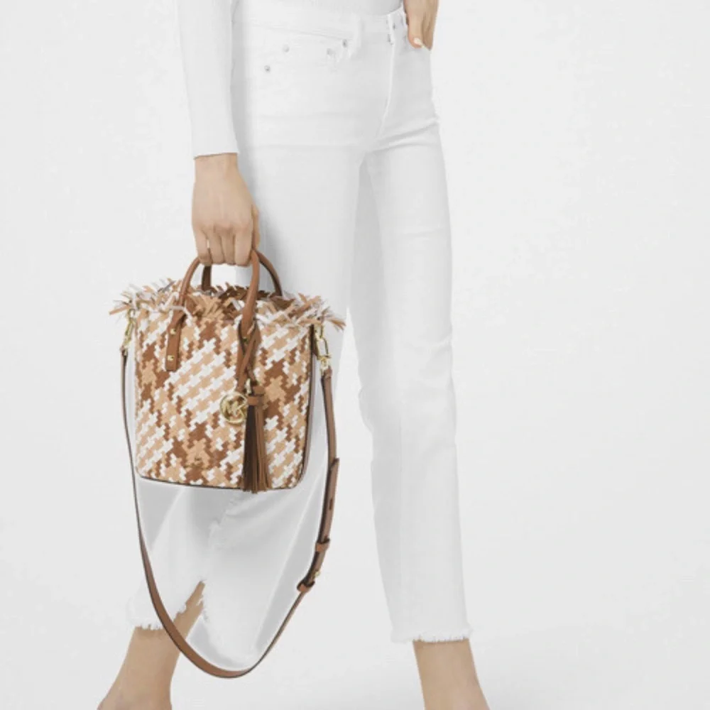 MICHAEL KORS MARLEY WOVEN LEATHER‎ BUCKET MESSENGER BAG